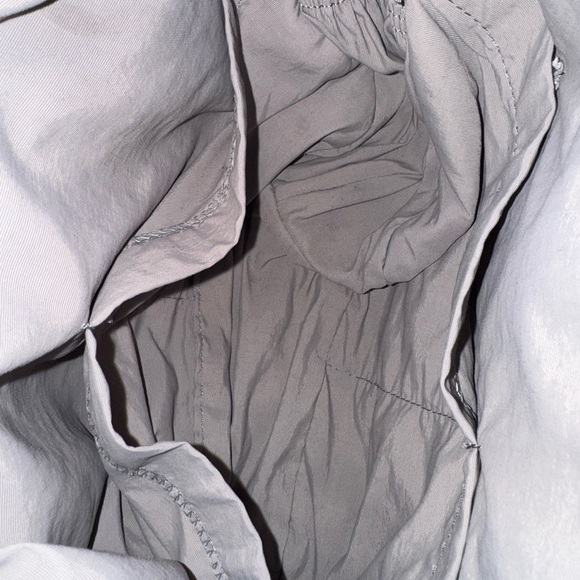 Petunia Pickle Bottom Touring Tote - Earl Grey - Picture 7 of 9